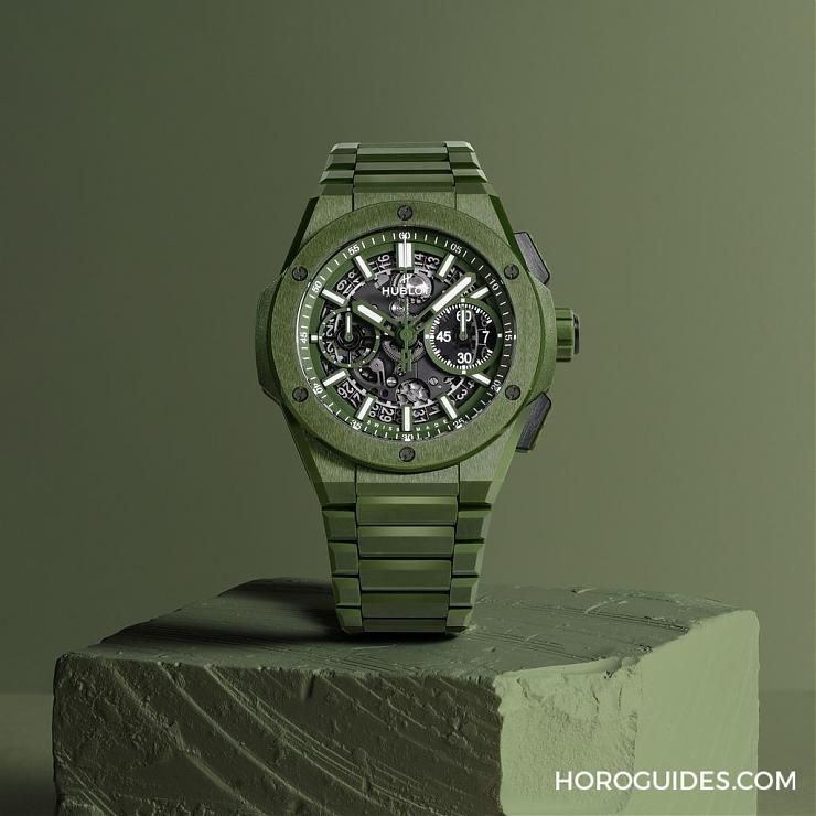HUBLOT - 穿出正裝清爽感HUBLOT Big Bang Integrated彩色陶瓷鏈帶計時碼表