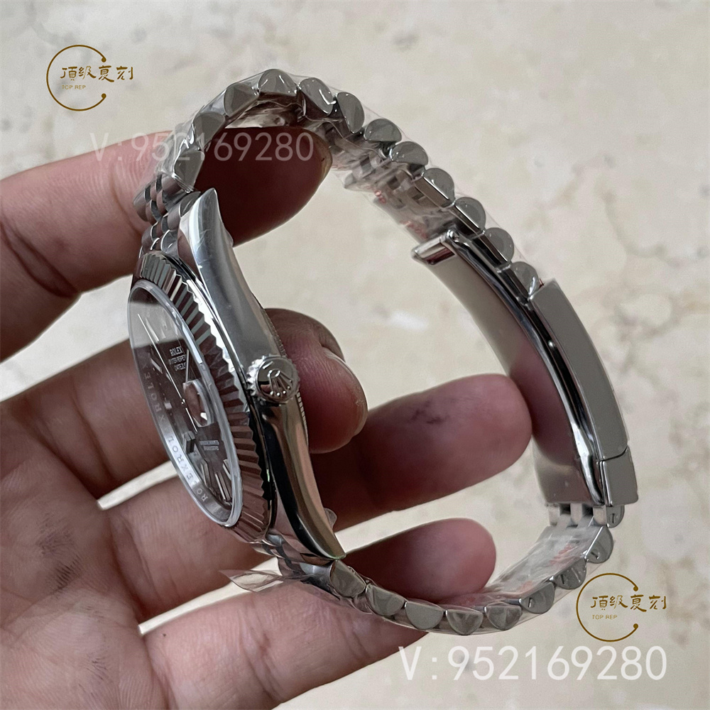 C廠新品薄荷綠日志3235機(jī)芯復(fù)刻表怎么樣,C廠clean廠勞力士薄荷綠日志評測