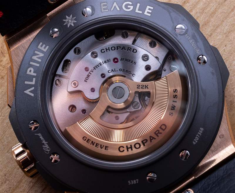 動(dòng)手操作：蕭邦 Alpine Eagle Chrono XL 玫瑰金和陶瓷鈦，以及朗訊鋼表
