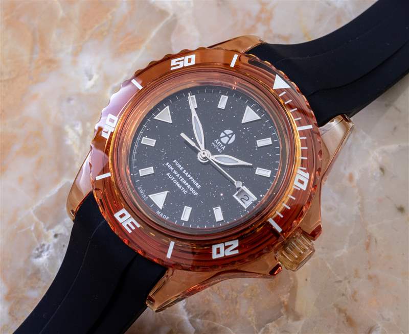 觀看評(píng)論：ArtyA Diver Spritz 橙色藍(lán)寶石水晶