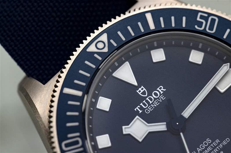 Pelagos FXD 倒計時表圈特寫。