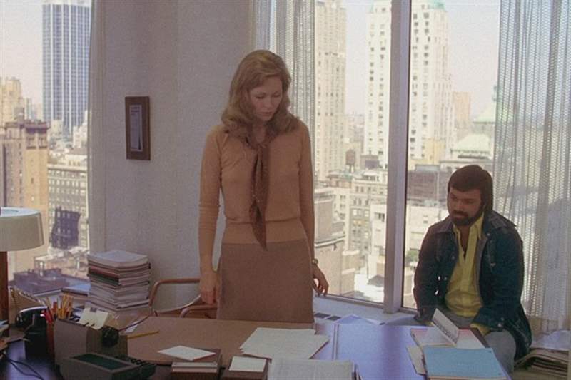 費(fèi)·唐納薇 (Faye Dunaway) 在電影“網(wǎng)絡(luò)”中的一個場景