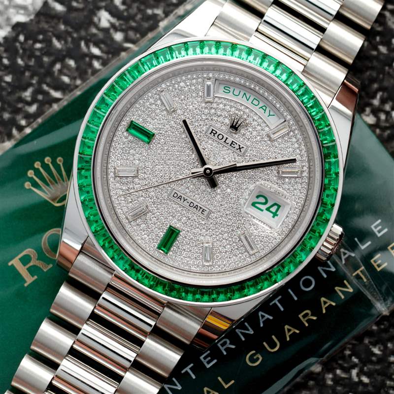 勞力士 Day-Date 40 ref.  228396TEM。
