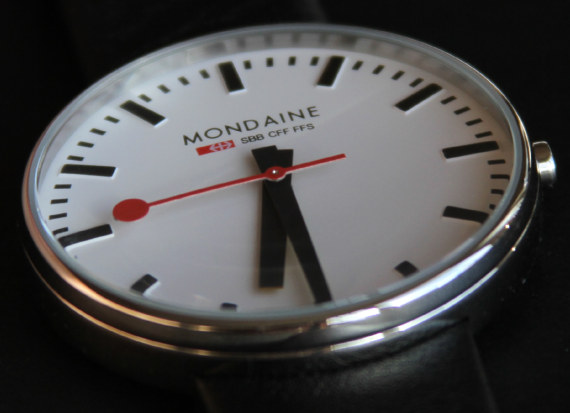 蒙戴恩Mondaine鐵路巨人手表評論