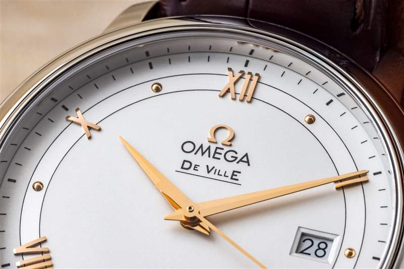 表盤(pán)特寫(xiě)，Omega De Ville Prestige，顯示徽標(biāo)