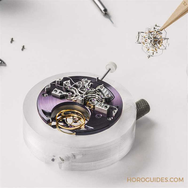 VACHERON CONSTANTIN - 車表合一的尊爵不凡｜江詩(shī)丹頓為勞斯萊斯手工特制車量身打造專屬儀表臺(tái)時(shí)計(jì)